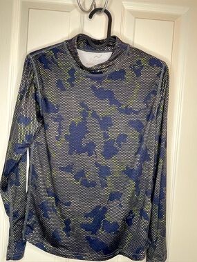 Camouflage performance tee